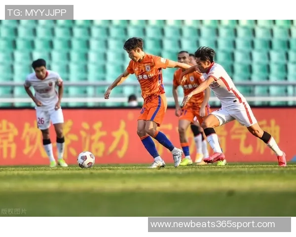 海港锋线双星揭秘32粒进球背后的射击灵感与默契配合 海港锋线双星揭秘32粒进球背后的射击灵感与默契配合